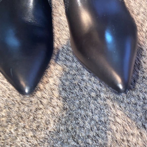 Dolce Vita Black Ankle Boots - Picture 4 of 6